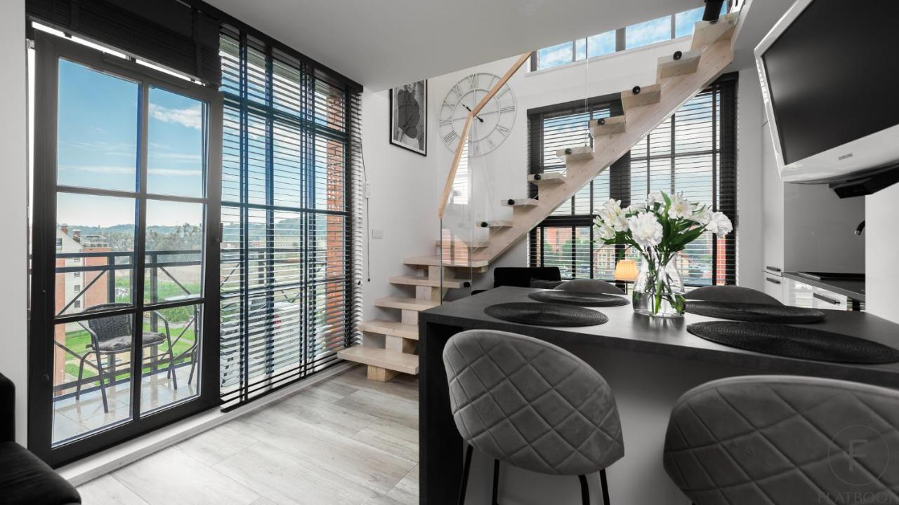 Flatbook - City Center Spa Apartments Dwie Motlawy Gdansk Ngoại thất bức ảnh