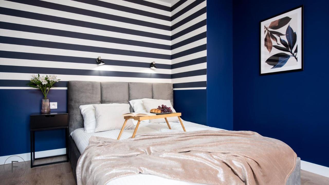 Flatbook - City Center Spa Apartments Dwie Motlawy Gdansk Ngoại thất bức ảnh